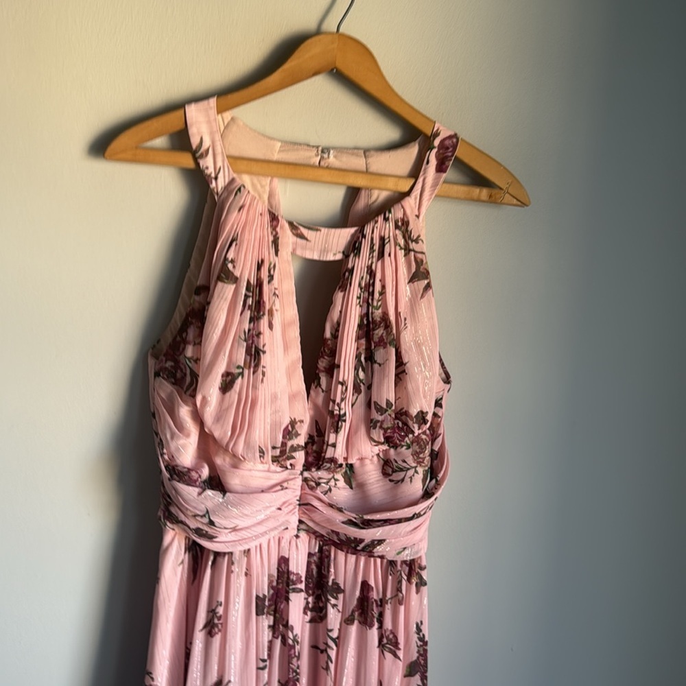 Chic Floral Halter Maxi Dress in Pink - Picture 4 of 13